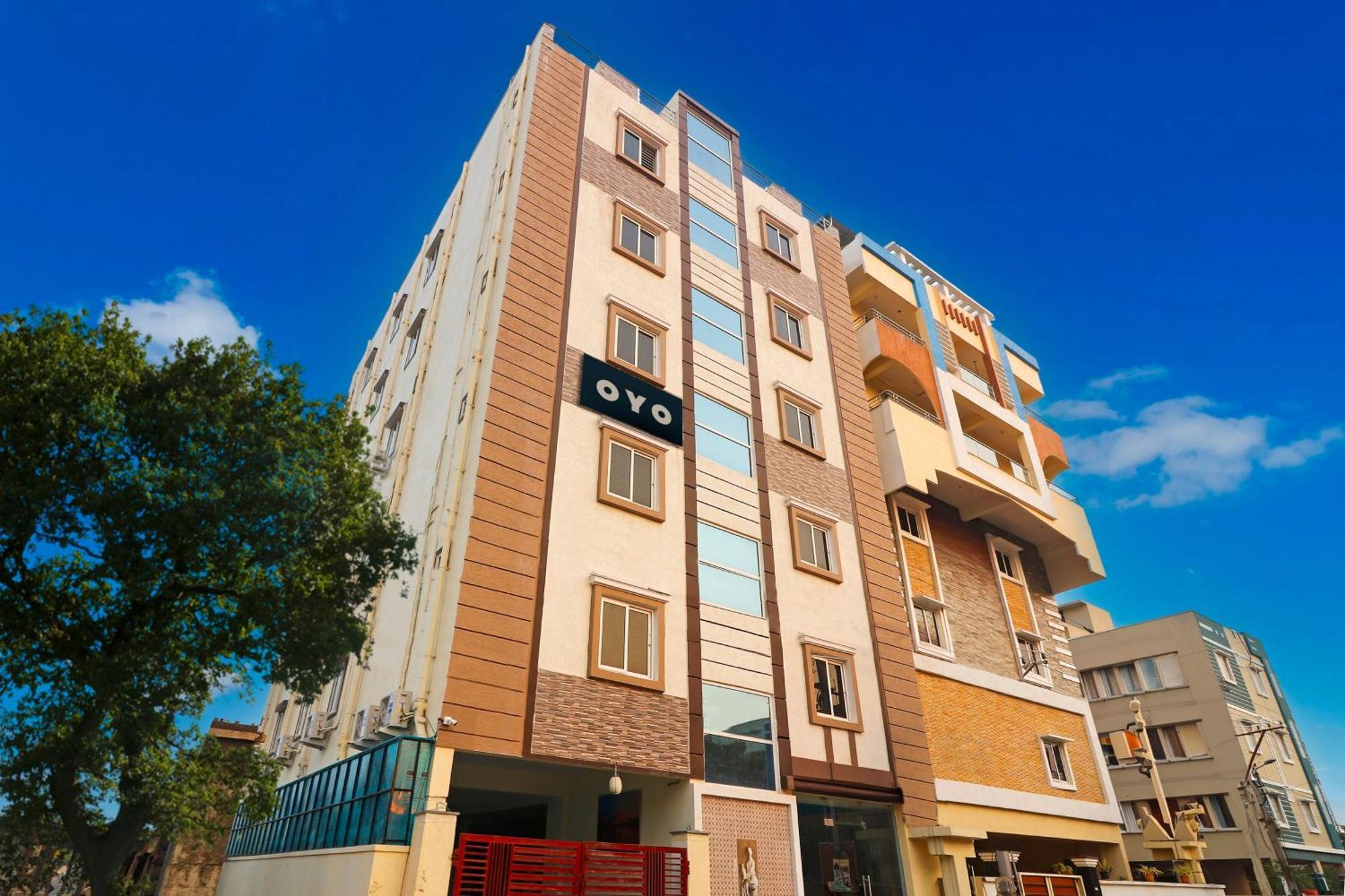 Super Hotel O Dsr Inn Near Nexus حيدر أباد المظهر الخارجي الصورة