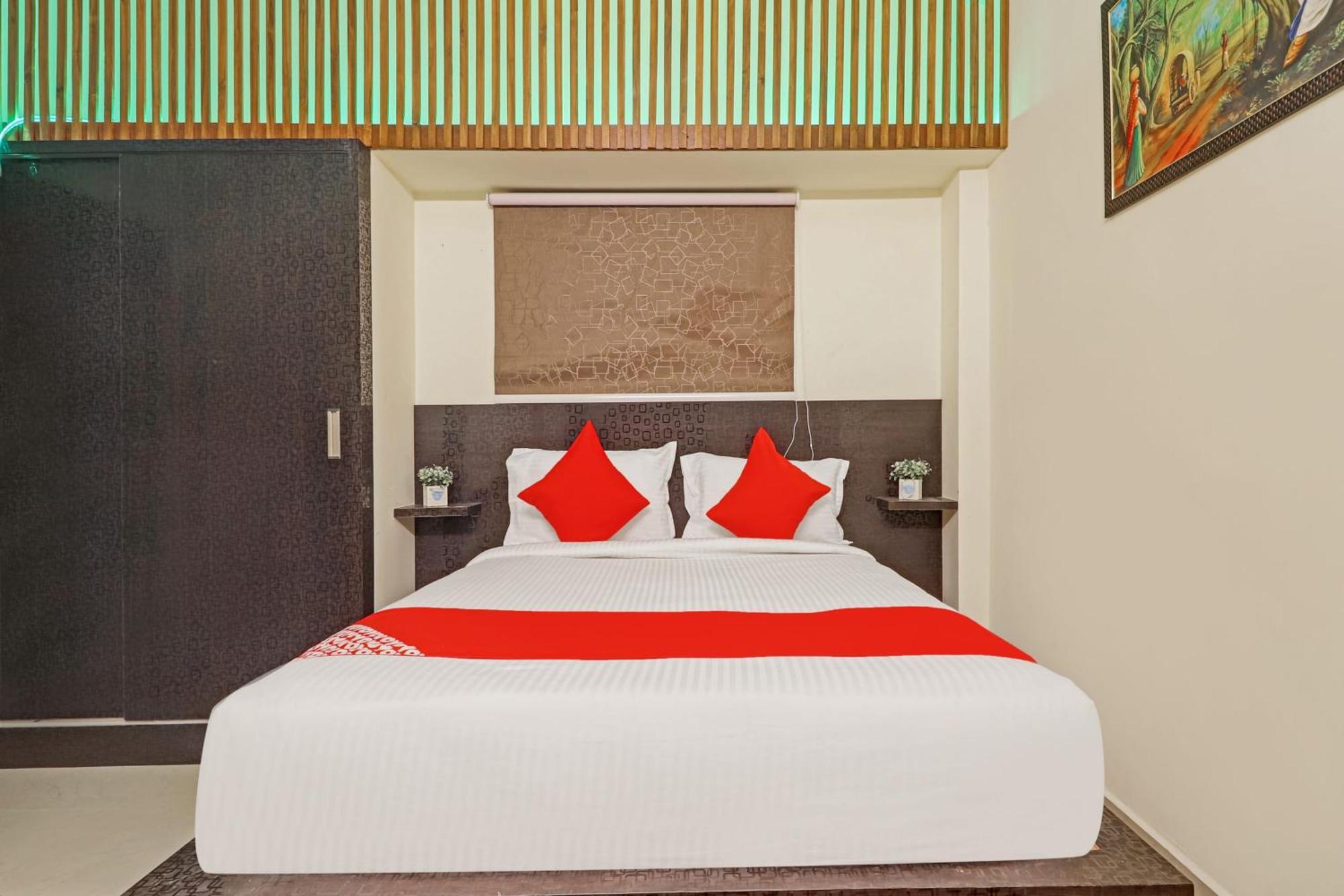 Super Hotel O Dsr Inn Near Nexus حيدر أباد المظهر الخارجي الصورة