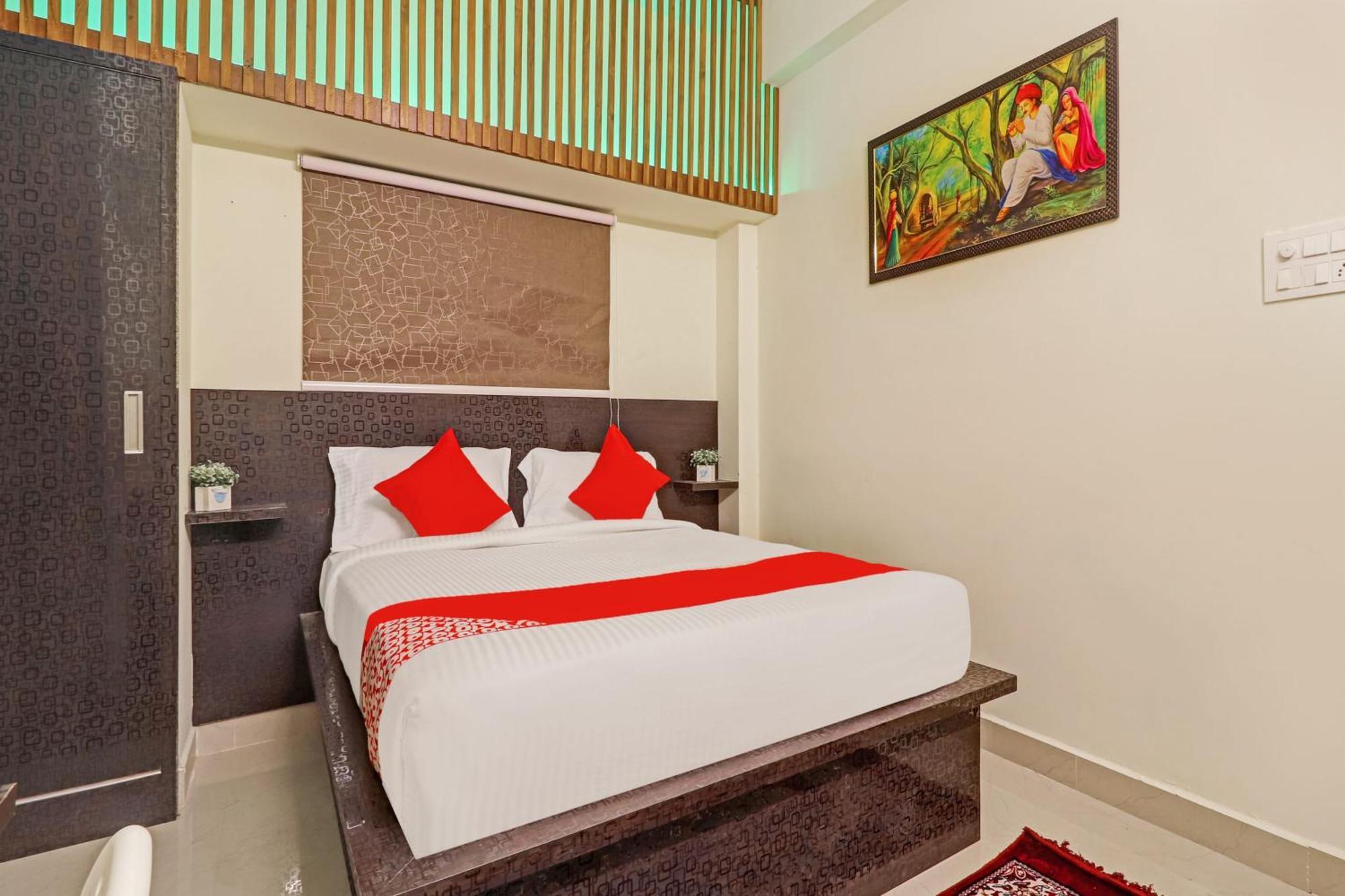Super Hotel O Dsr Inn Near Nexus حيدر أباد المظهر الخارجي الصورة